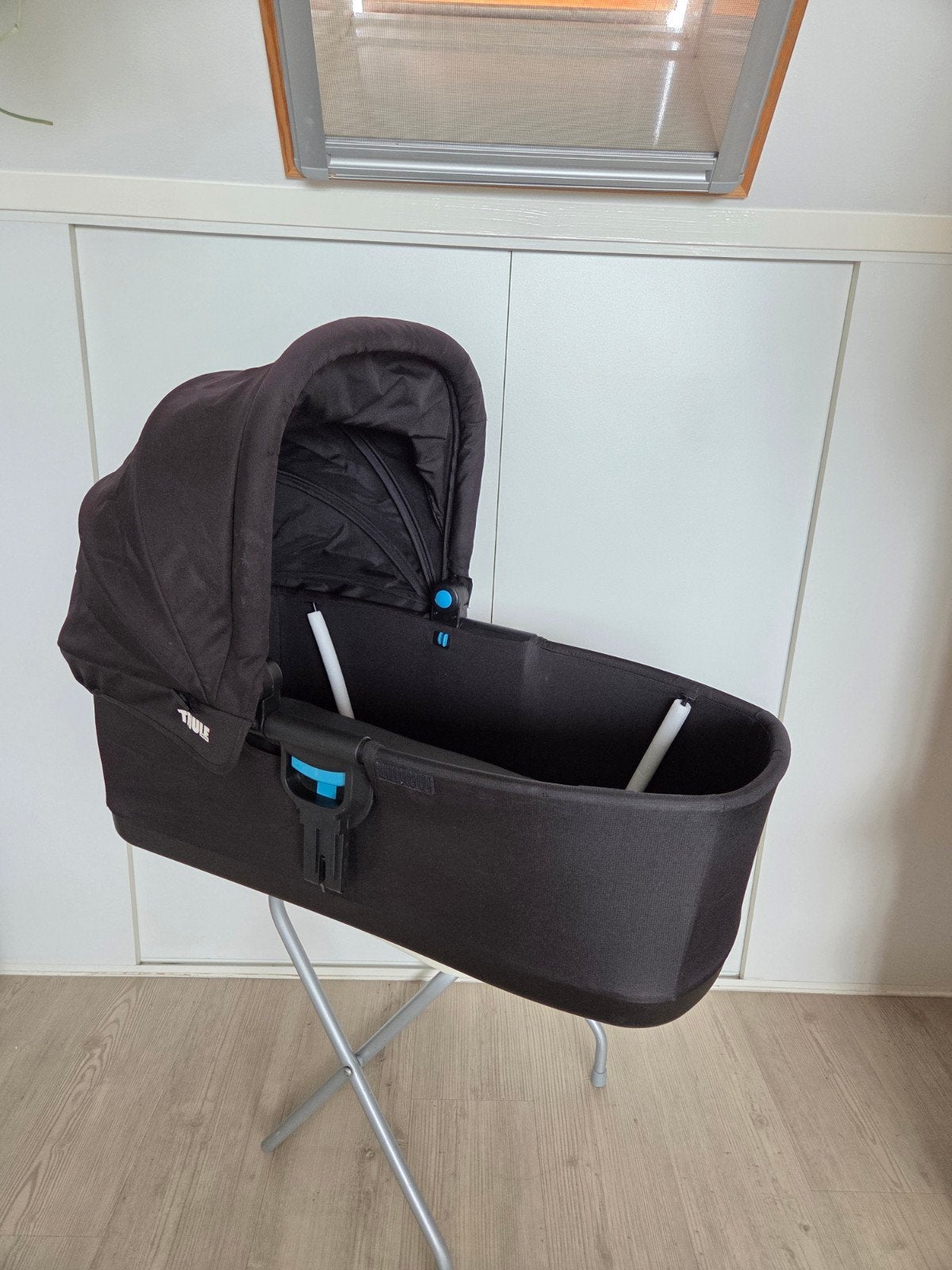 Thule Urban Glide 2 reisweig / bassinet, Kinderen en Baby's, Kinderwagens en Combinaties, Ophalen, Overige merken