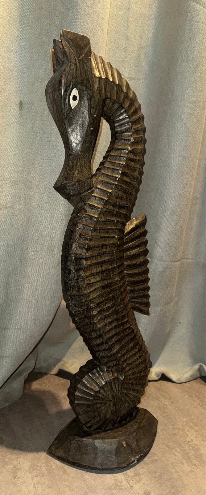 Uniek handgesneden houten zeepaard sculptuur, Ophalen of Verzenden, Zo goed als nieuw, Dier
