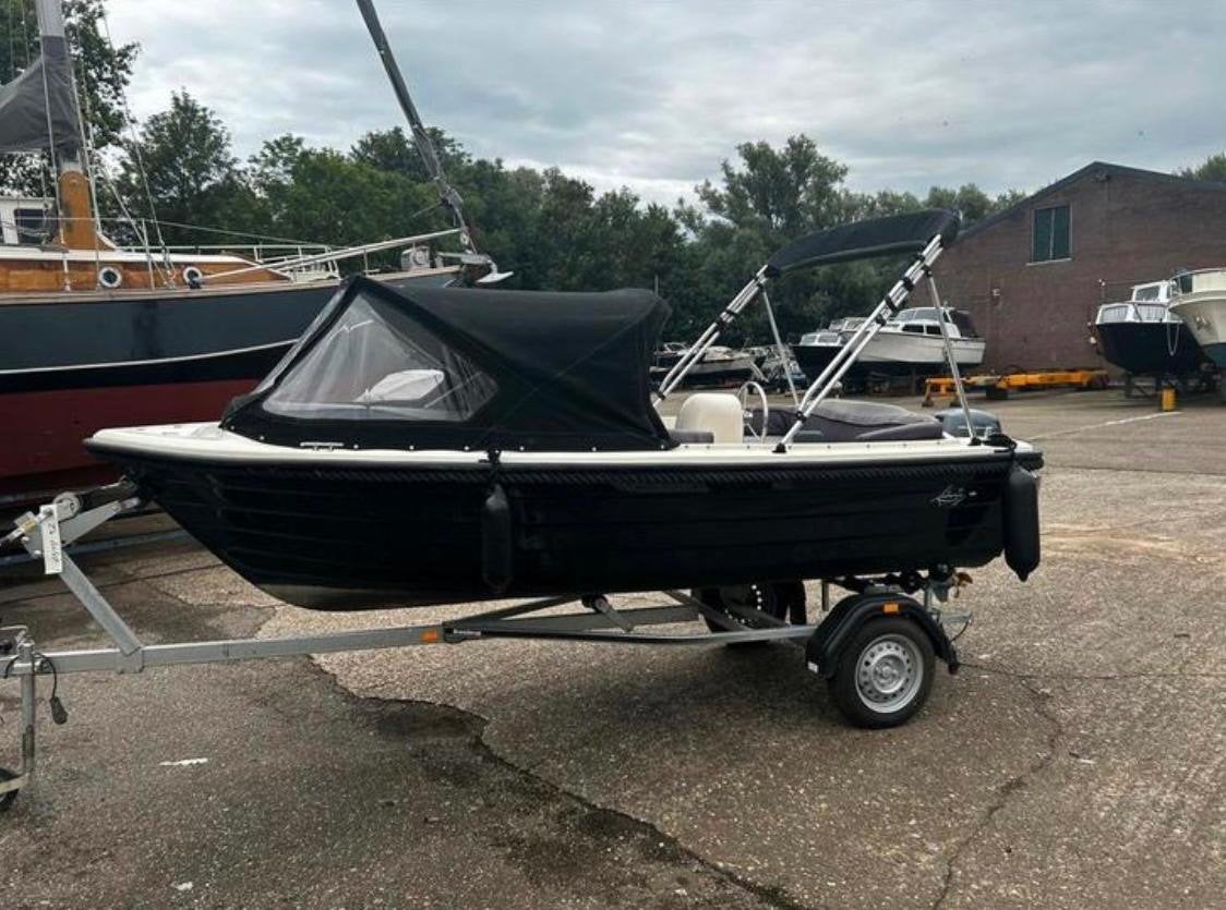 Stijlvolle sloep liberty 440 met 9.9 pk motor, Ophalen, Gebruikt