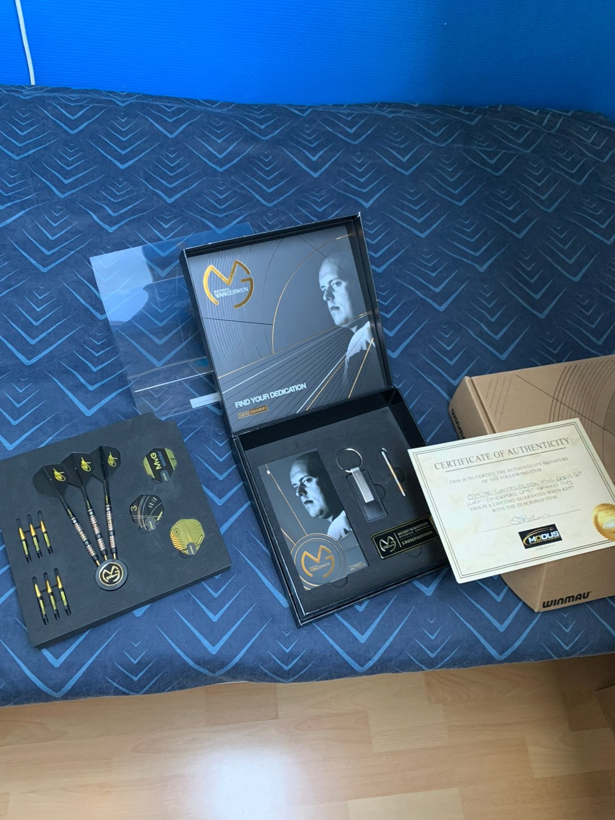 Michael van Gerwen Limited Edition Box nr.79, Ophalen of Verzenden, Nieuw, Dartbord