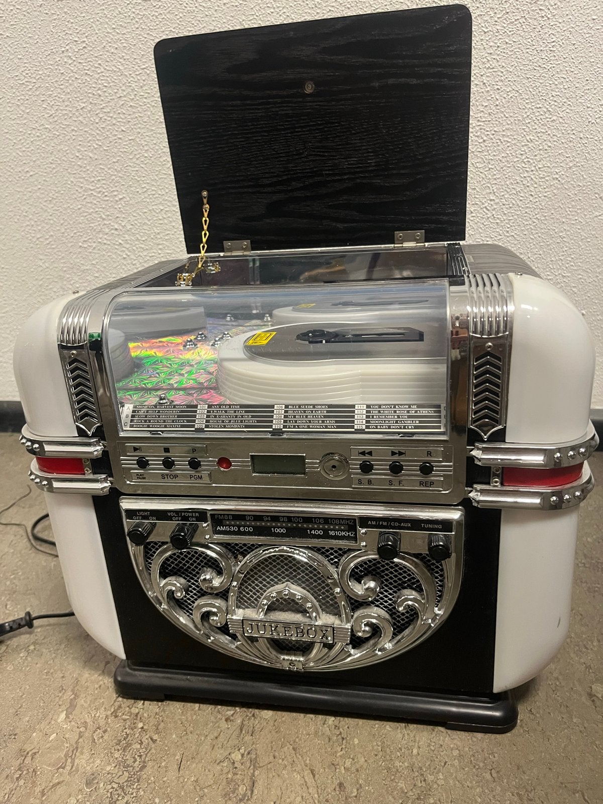 Retro Jukebox CD-speler - Perfect werkend!, Ophalen, Zo goed als nieuw, Overige merken, Met radio