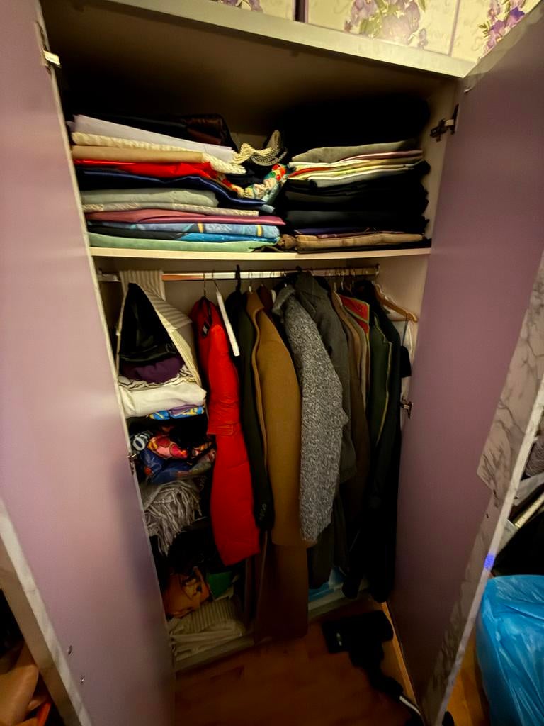 GRATIS OPHALEN ZSMKledingkast met spiegeldeuren, Huis en Inrichting, Gebruikt, 100 tot 150 cm, 200 cm of meer, Ophalen of Verzenden