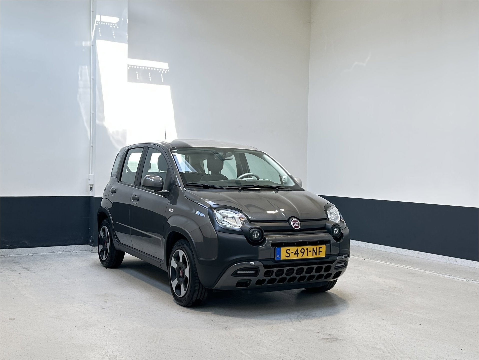 Fiat Panda 1.0 Hybrid City Cross | NL | Bluetooth| Trekhaak, Auto's, Voorwielaandrijving, Stof, Panda, 4 stoelen
