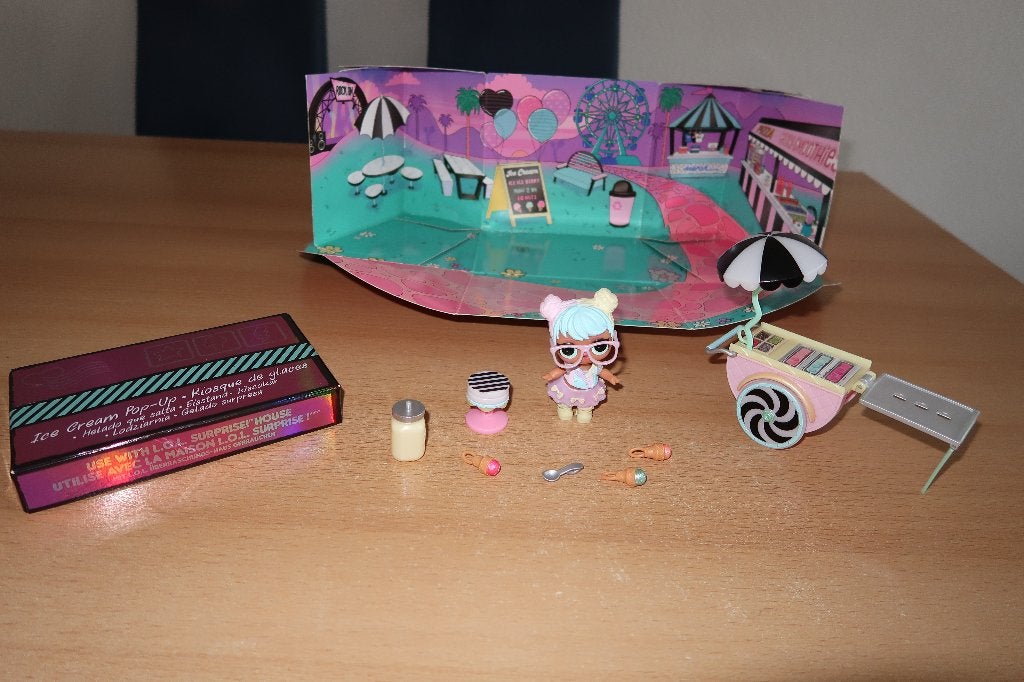L.O.L. surprise furniture serie 2 ice cream pop - up , compl, Ophalen of Verzenden, Zo goed als nieuw, Overige typen