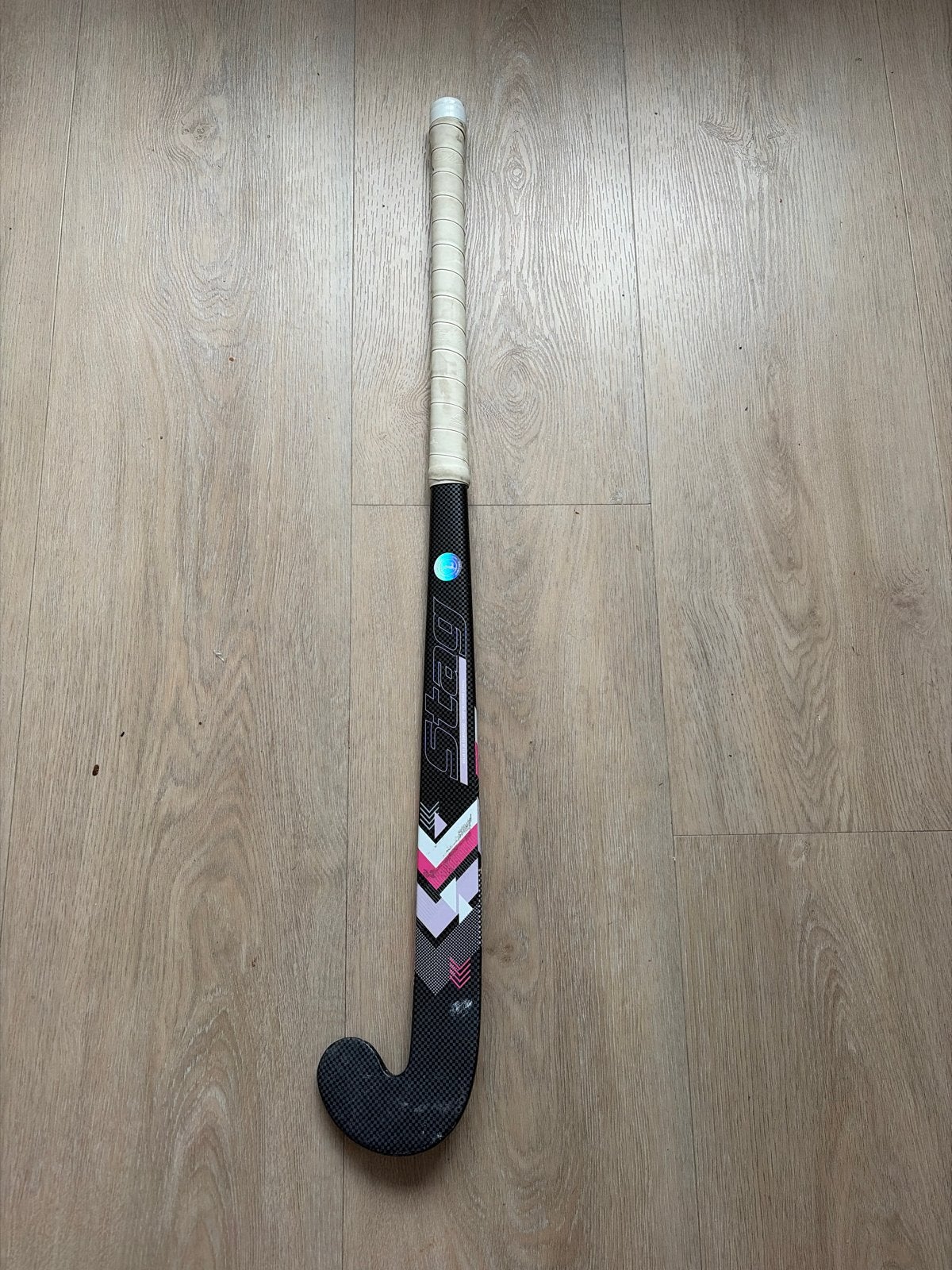 Hockeystick 32 inch - Zo goed als nieuw, Sport en Fitness, Hockey, Ophalen of Verzenden, Zo goed als nieuw, Stick