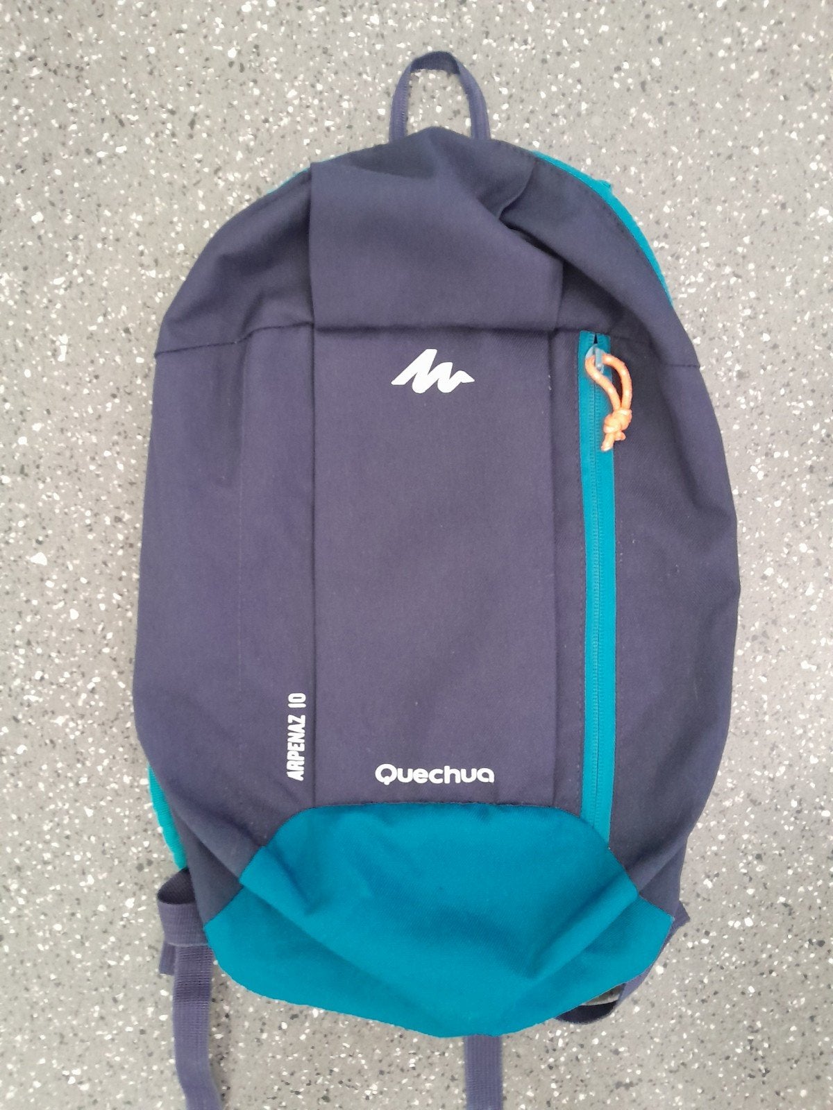 Rugzak rugtas gymtas vakantie dagje uit ~ Quechua, Ophalen of Verzenden, Zo goed als nieuw, 25 tot 40 cm, Overige merken