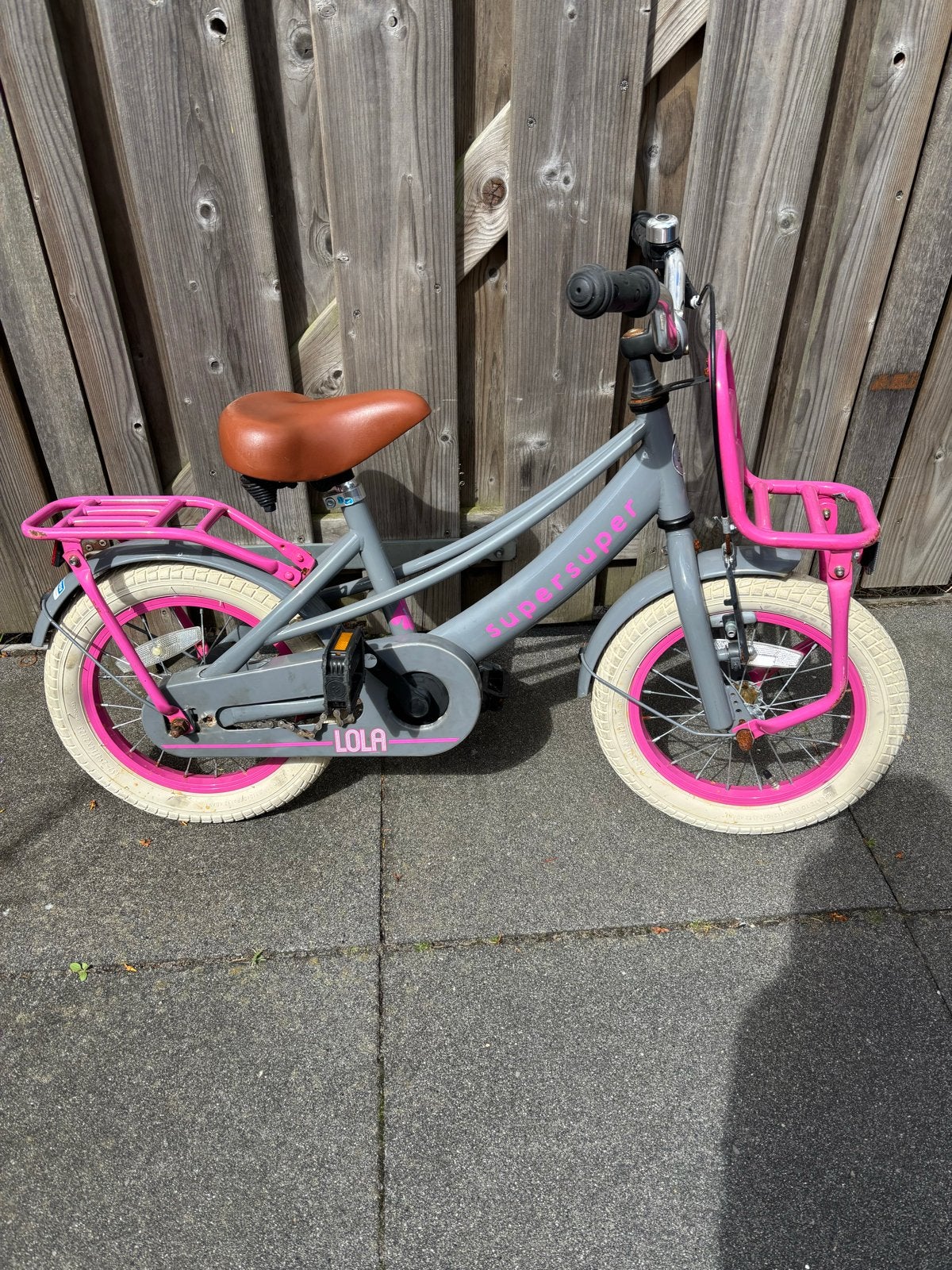 Kinderfiets SuperSuper Lola - opknapper, Ophalen, Gebruikt, Terugtraprem, Minder dan 16 inch
