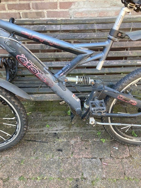 gebruikte crossfiets, Fietsen en Brommers, Fietsen | Crossfietsen en BMX, Overige merken, 24 inch of meer, Gebruikt, Aluminium