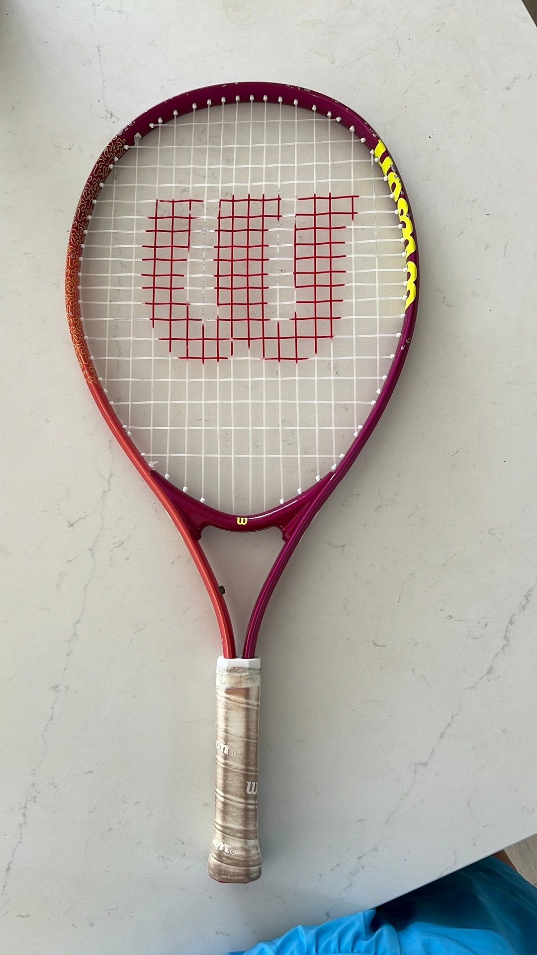 Tennis racket maat 23 junior, Sport en Fitness, Tennis, L00, Ophalen of Verzenden, Zo goed als nieuw, Wilson