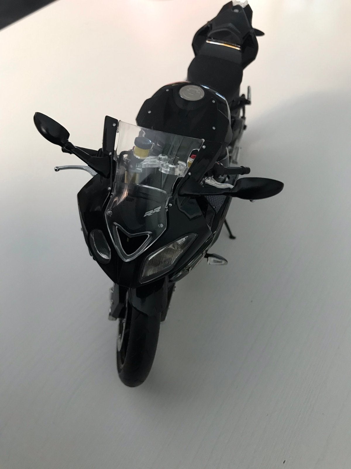 BMW Motorrad S1000RR miniatuur 1:10 Zo goed als nieuw, Hobby en Vrije tijd, Modelauto's | 1:5 tot 1:12, Ophalen of Verzenden, Zo goed als nieuw