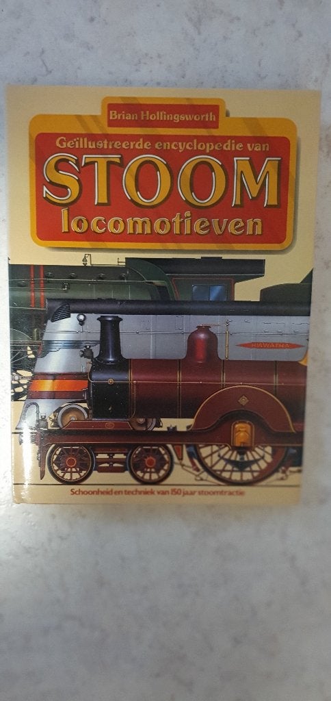 boek stoom locomotieven nog als nieuw, Ophalen of Verzenden, Zo goed als nieuw, Brian hollisworth