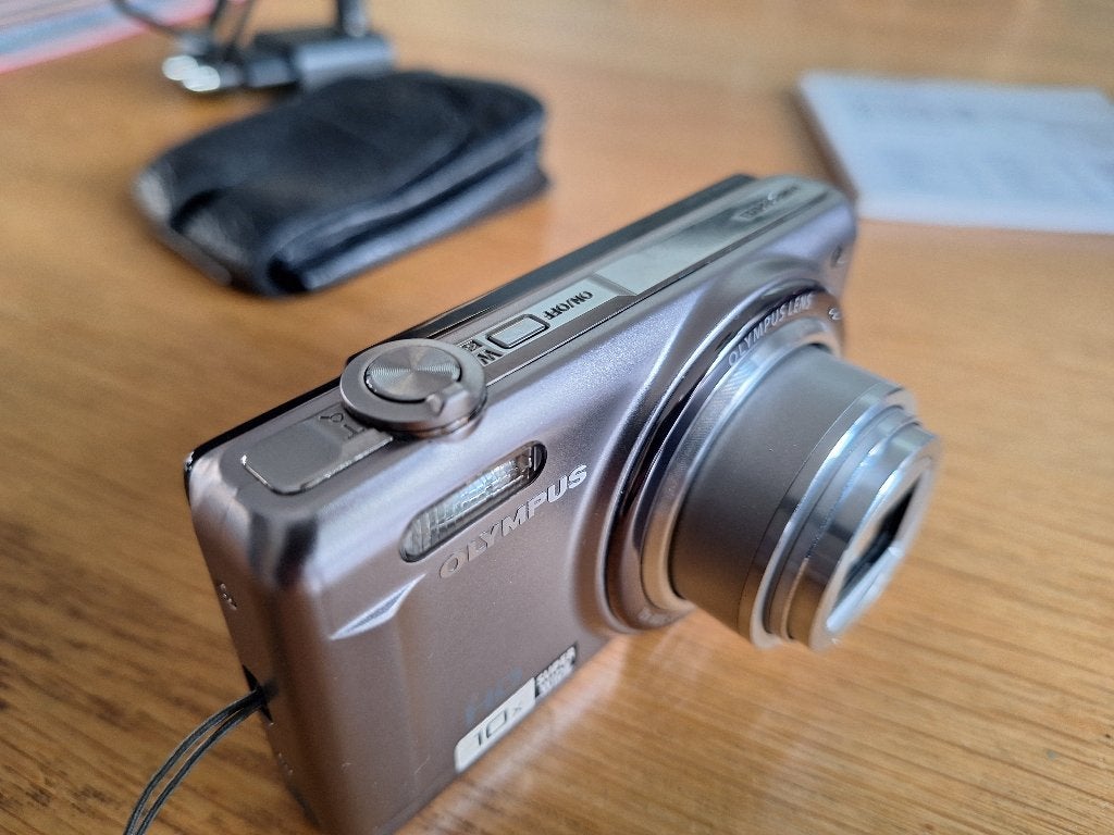 Olympus compact camera  type D720, 14 megapixels, Gebruikt, Ophalen of Verzenden, Olympus