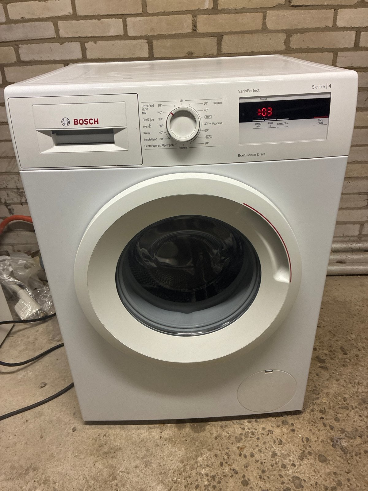 Bosch Serie 4 VarioPerfect Wasmachine WAN28062NL, Witgoed en Apparatuur, Wasmachines, Ophalen, Zo goed als nieuw, Voorlader, Wolwasprogramma