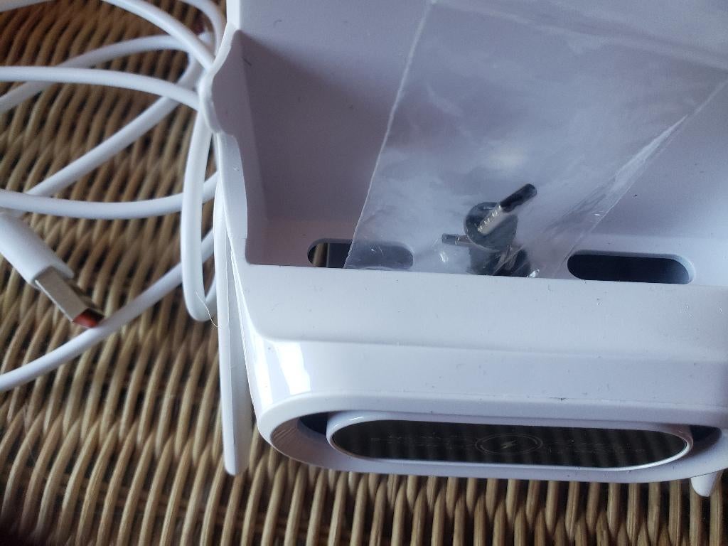 Telefoon oplader, Ophalen, Nieuw