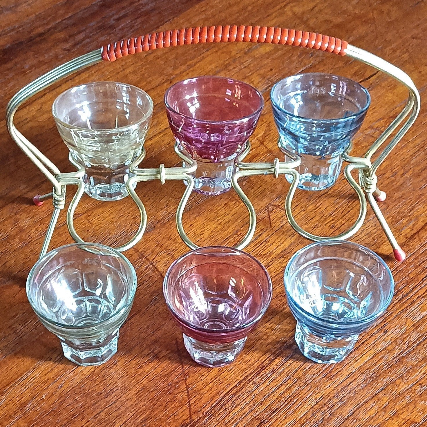 Retro/ vintage mid-century rekje met borrelglaasjes., Ophalen of Verzenden, Huis en Inrichting
