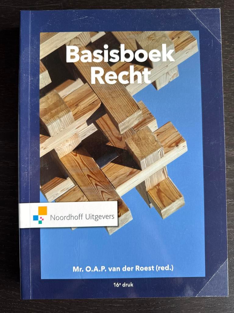 Basisboek Recht - 16e druk - Mr. O.A.P. van der Roest, Ophalen of Verzenden, Gamma, Zo goed als nieuw, HBO