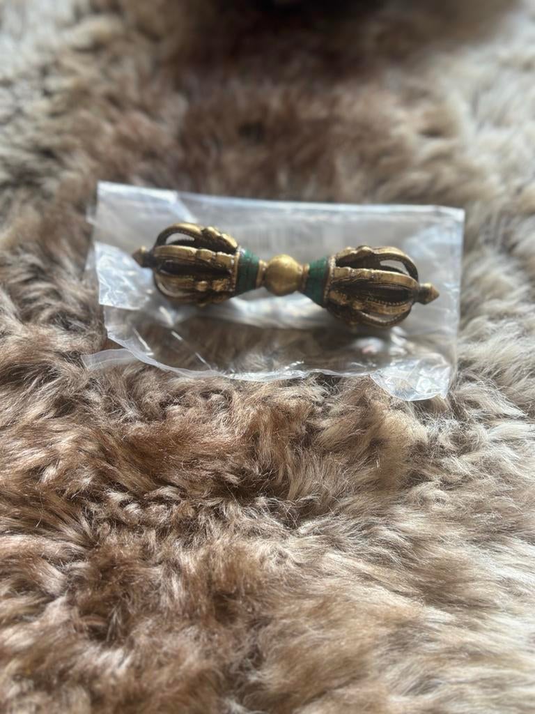 Antieke Nepalese Koperen Vajra Dorje met Groene Inleg, Ophalen, Nieuw