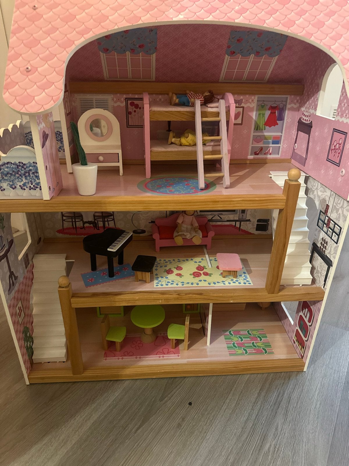 houten poppenhuis met meubels en accessoires, Ophalen, Gebruikt, Poppenhuis