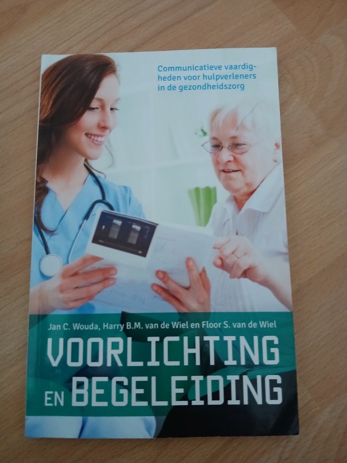 Floor S. van de Wiel - Voorlichting en begeleiding, Ophalen, Beta, Zo goed als nieuw, HBO
