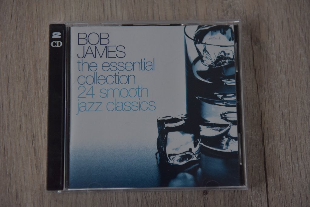 BOB JAMES -- THE ESENTIAL COLLECTION 2CDbox, Boxset, Verzenden, Inclusief boekje, Zo goed als nieuw