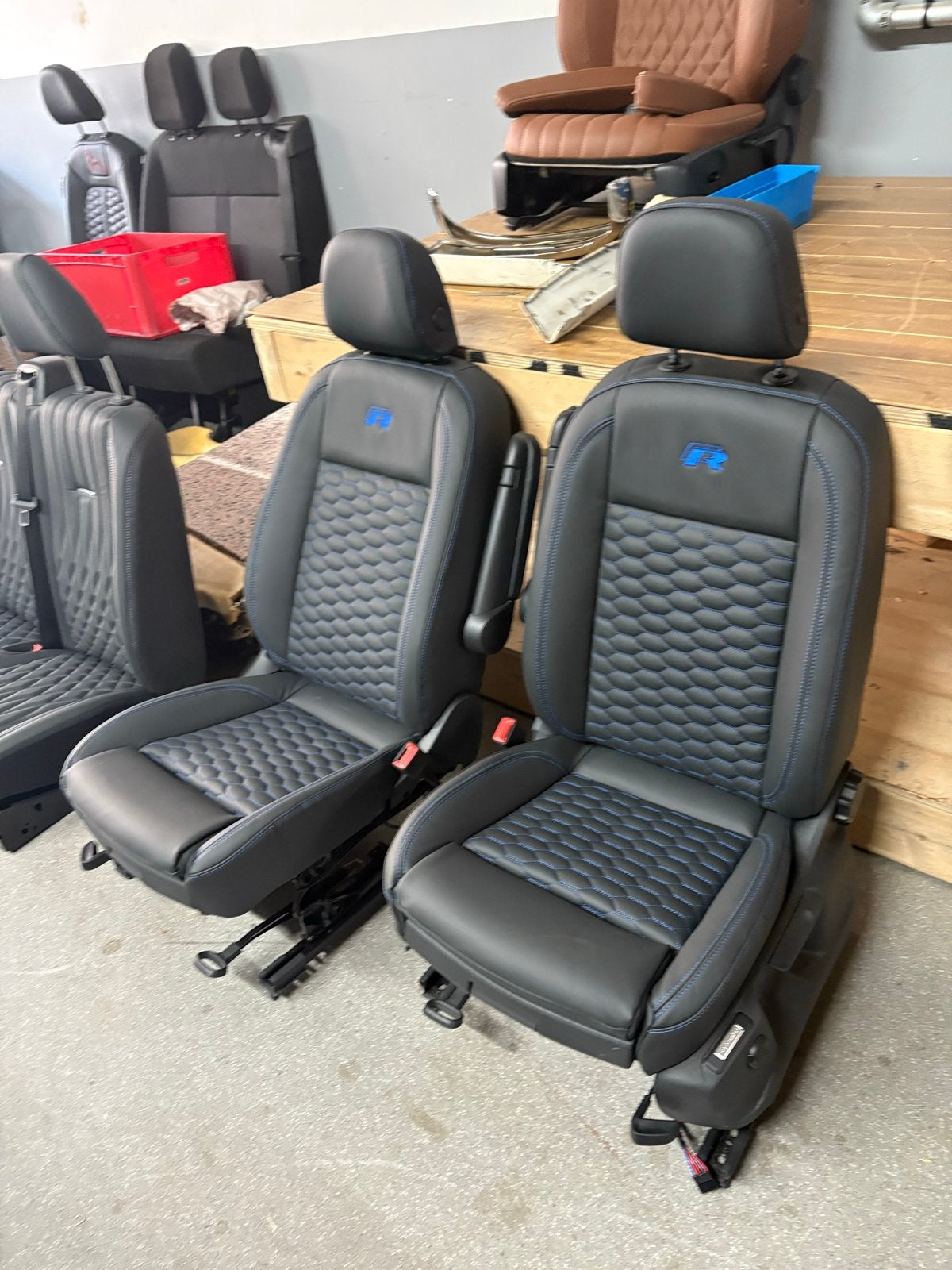 Volkswagen Caddy Voorstoelen - R-Line Stijl, Ophalen, B, Gebruikt, Volkswagen