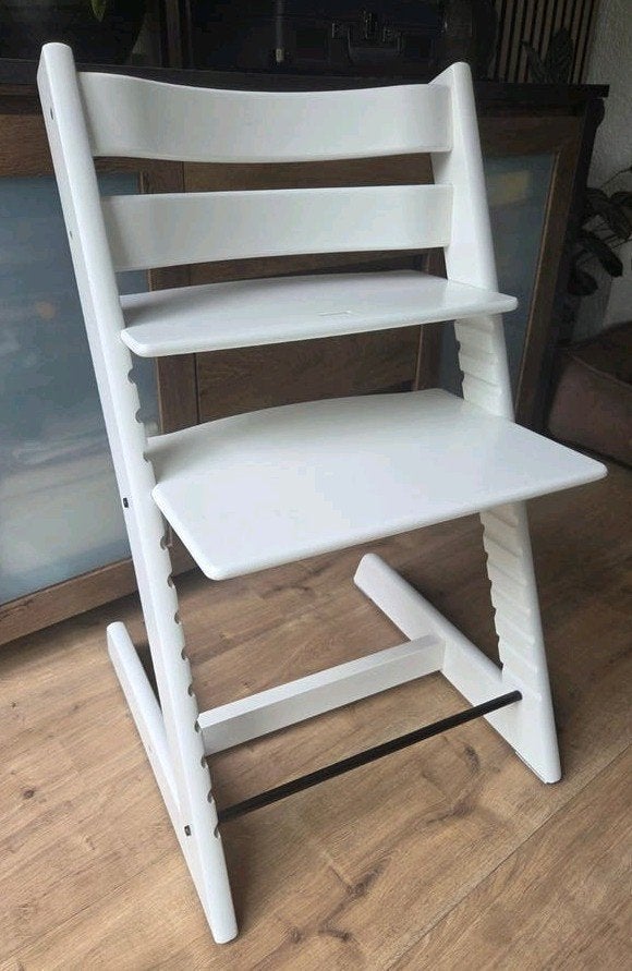 Mooie Stokke Tripp Trapp stoel - refurbished, Kinderen en Baby's, Kinderstoelen, Ophalen, Zo goed als nieuw, Meegroeistoel, Aanschuifbaar