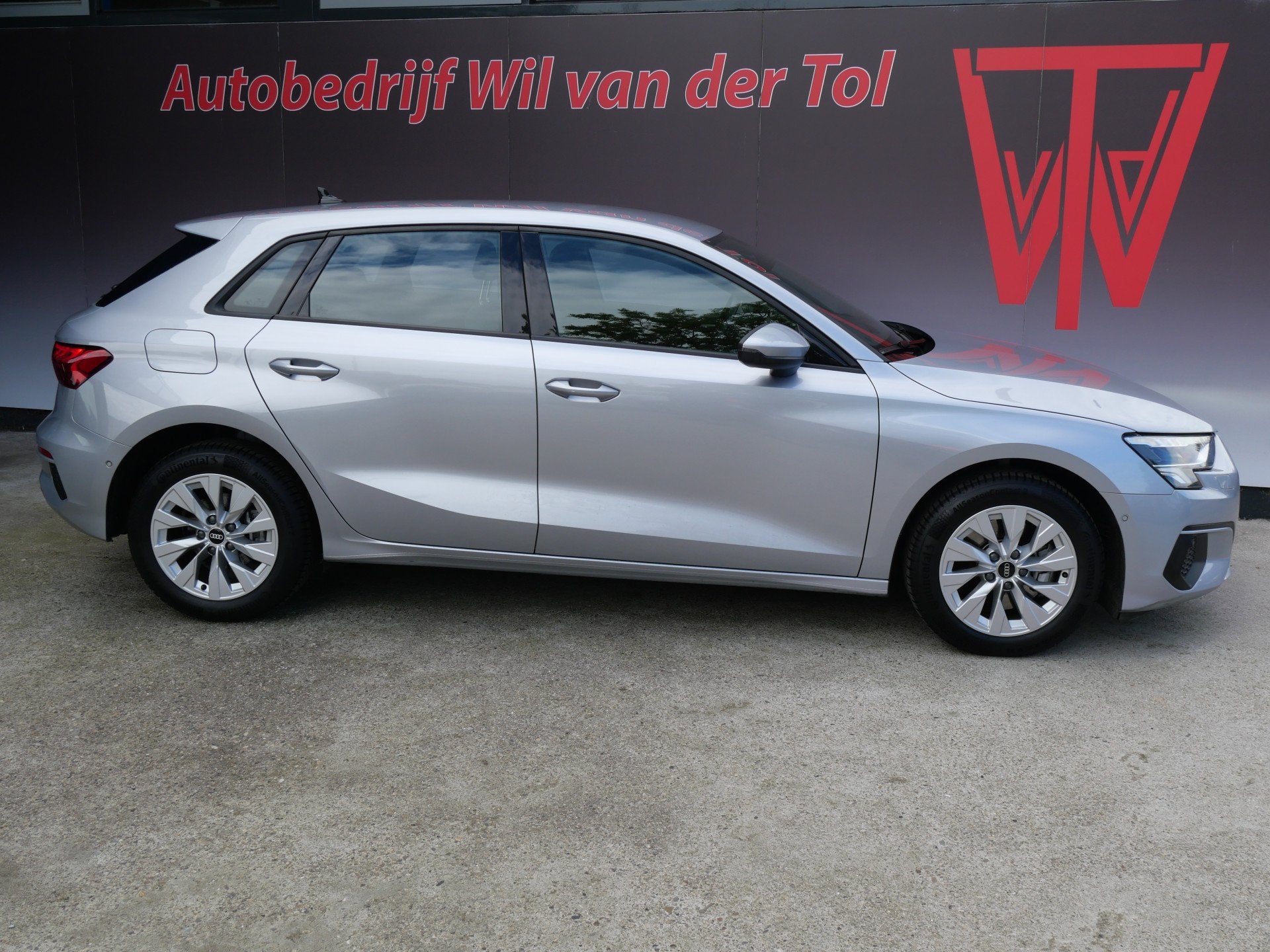 Audi A3 Sportback 40 TFSI e ADVANCED | B&O | MATRIX | H.U.D, Auto's, Stof, Gebruikt, 4 cilinders, Plug-in hybride