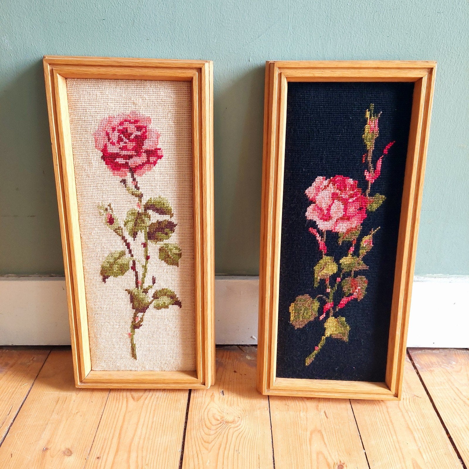 Lucky Vintage set vintage borduurwerken rozen groot model, ., Zo goed als nieuw, ., .