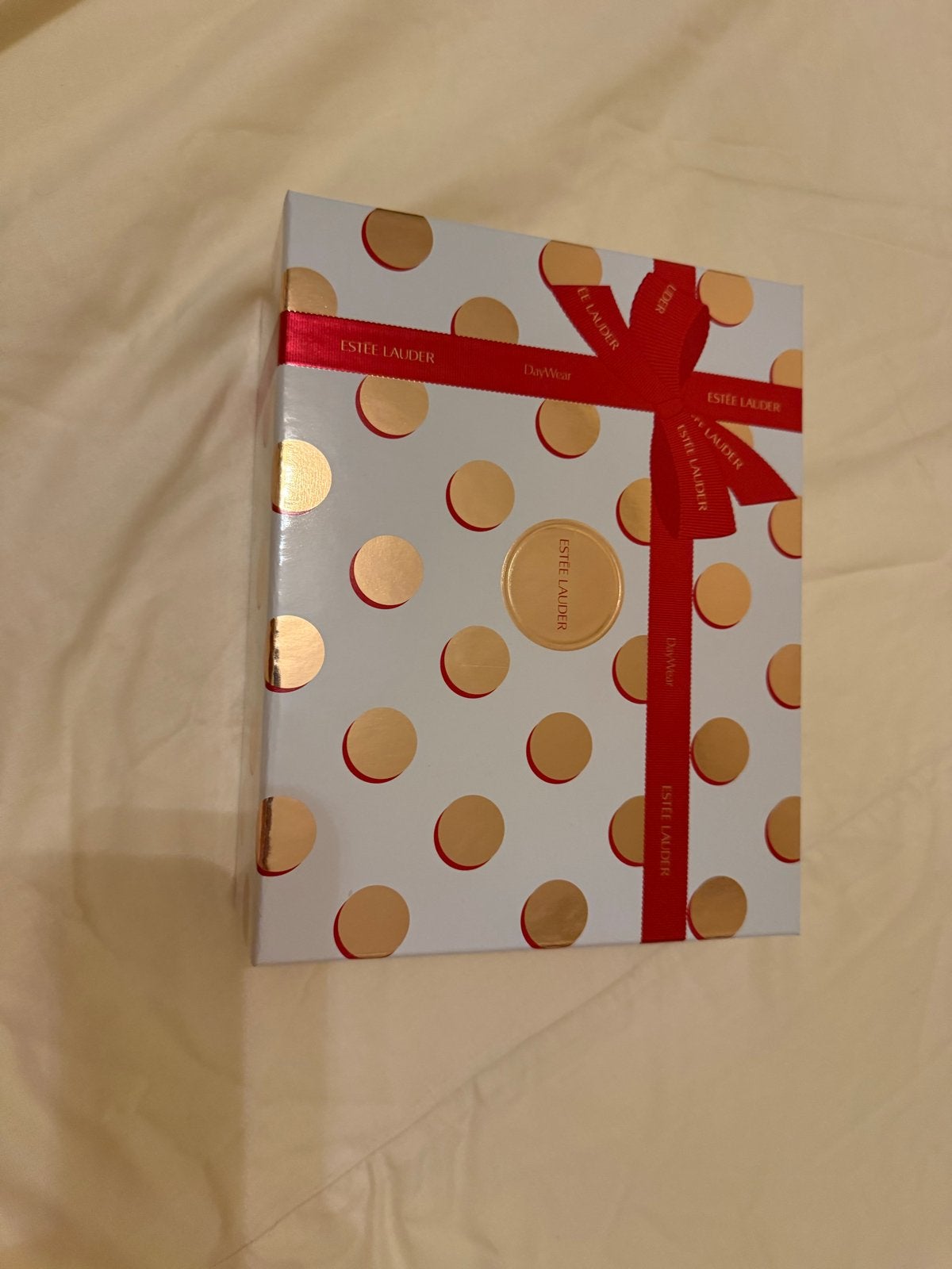 Estée Lauder Skincare Set - Nieuw in Geschenkdoos, Ophalen of Verzenden, Nieuw, Gehele gezicht, Verzorging