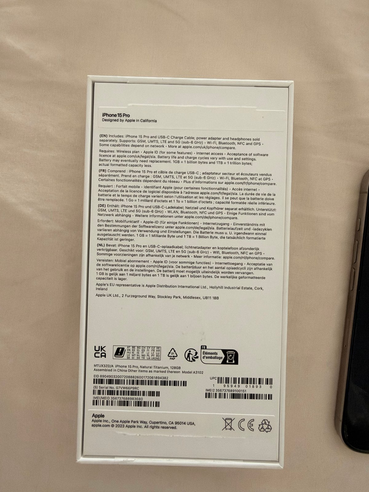 Foto 5 van iPhone 15 Pro 128GB Natural Titanium - Zo goed als nieuw