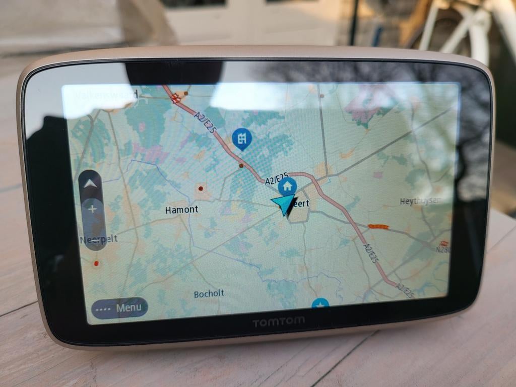 TomTom Premium WiFi World Lifetime Maps Traffic Control, Ophalen of Verzenden, Zo goed als nieuw