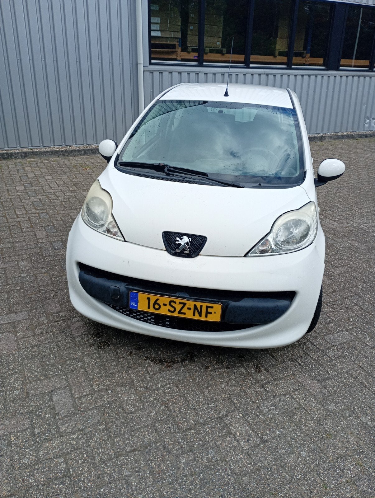 Peugeot 107 1.0 12V 3DR 2006 Wit ( lees tekst !), Voorwielaandrijving, 765 kg, 4 stoelen, Origineel Nederlands