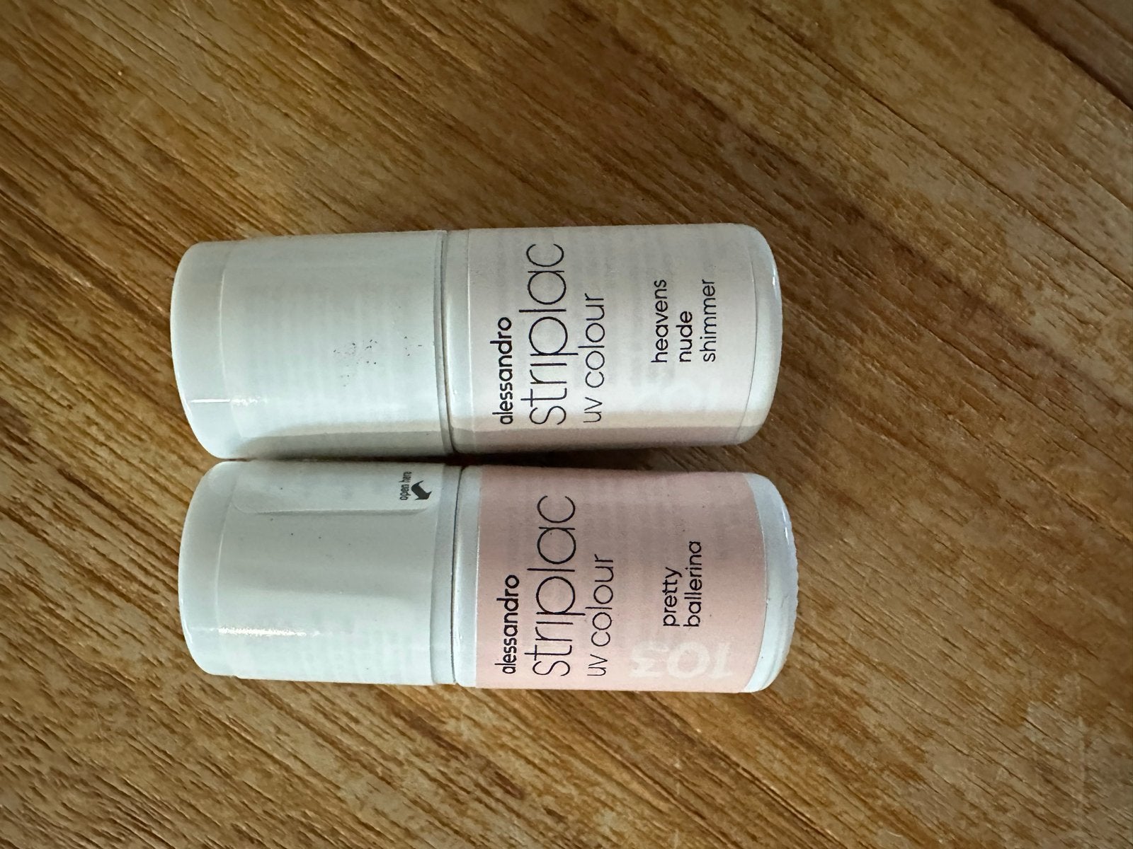 Alessandro Striplac UV Colour Nagellak - 2 kleuren, Ophalen of Verzenden, Gebruikt, Overige typen