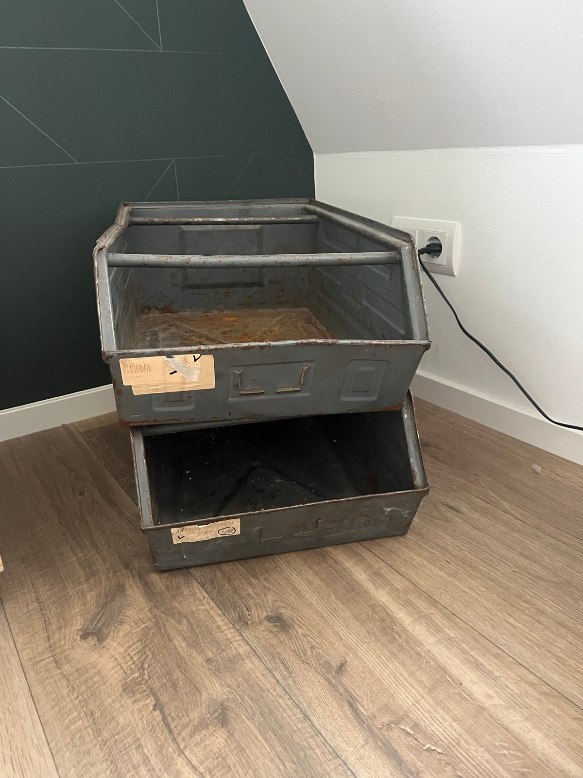 Vintage Industriële Stapelbakken - Set van 2, Ophalen, Gebruikt, 40 tot 60 cm, 50 tot 75 cm