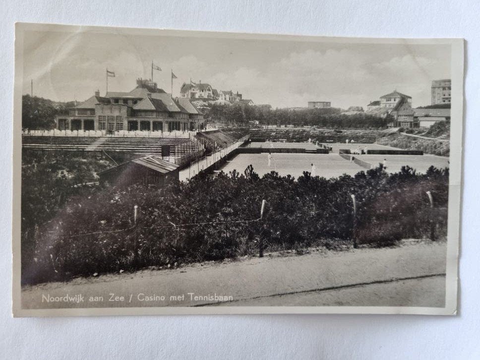 Noordwijk aan Zee - Casino met Tennisbaan (krt 1564), Verzamelen, Ansichtkaarten | Nederland, Gelopen, Zuid-Holland, Voor 1920
