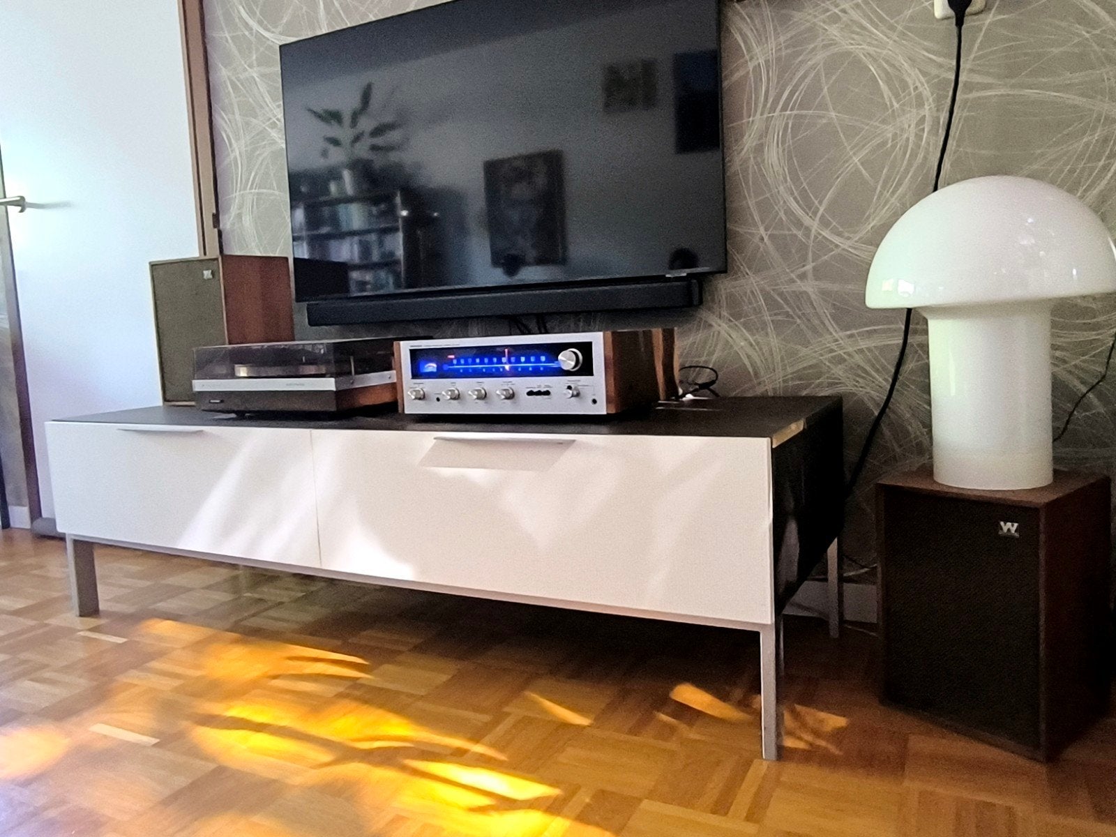 TV-meubel / Dressoir - Collectie Jan des Bouvrie, Gebruikt, 150 tot 200 cm, Overige houtsoorten, 25 tot 50 cm
