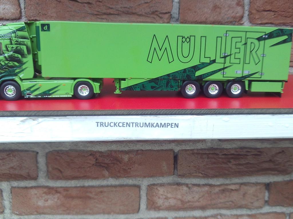 Tekno  Scania  Next  Gen  S660  van  Muller  Royal.
