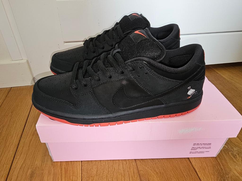 Nike SB Dunk Low Black Pigeon maat 44 DS, Nike SB, Verzenden, Zwart, Nieuw