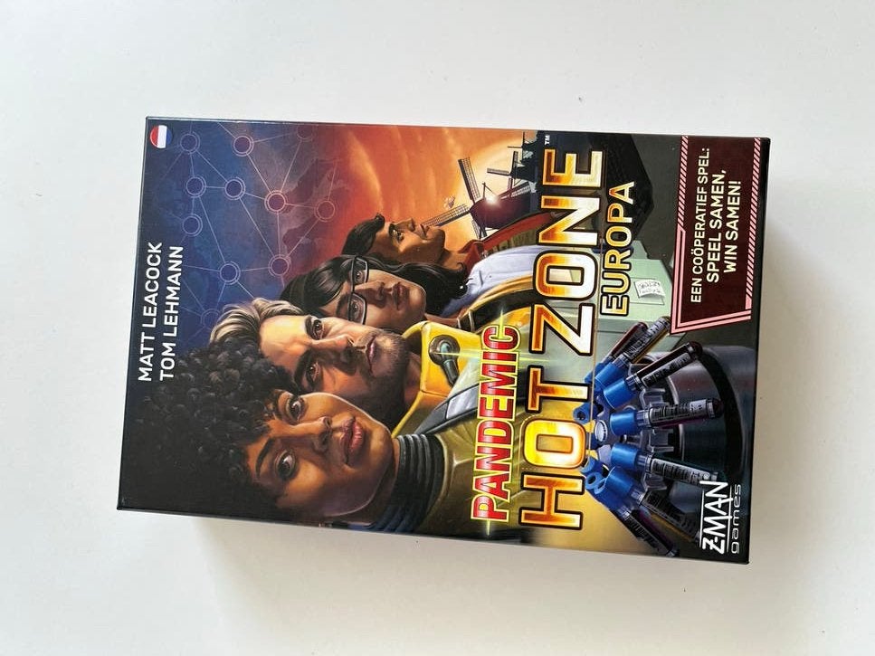 Pandemic Hot Zone Europa Bordspel - Nieuwstaat, Hobby en Vrije tijd, Drie of vier spelers, Ophalen of Verzenden, Zo goed als nieuw