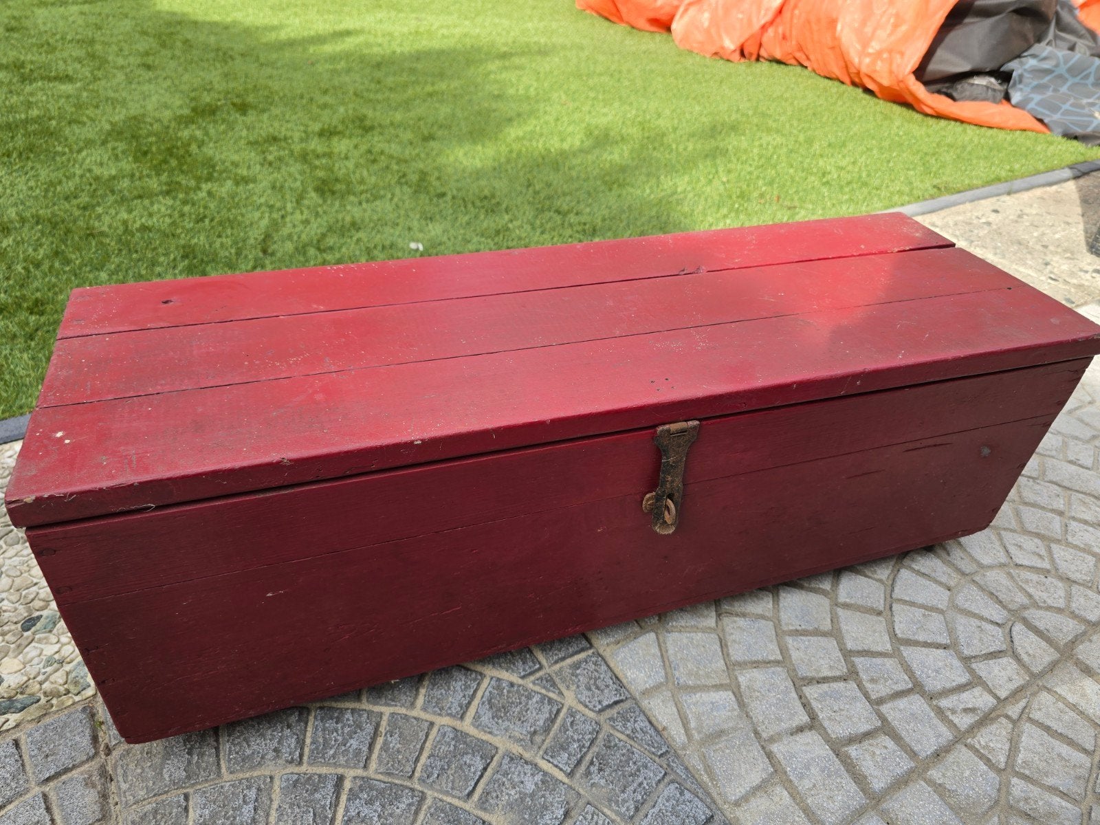 Vintage rode houten kist / dekenkist - Stoer & Rustiek, Gebruikt, Minder dan 50 cm, Ophalen of Verzenden, 75 tot 100 cm
