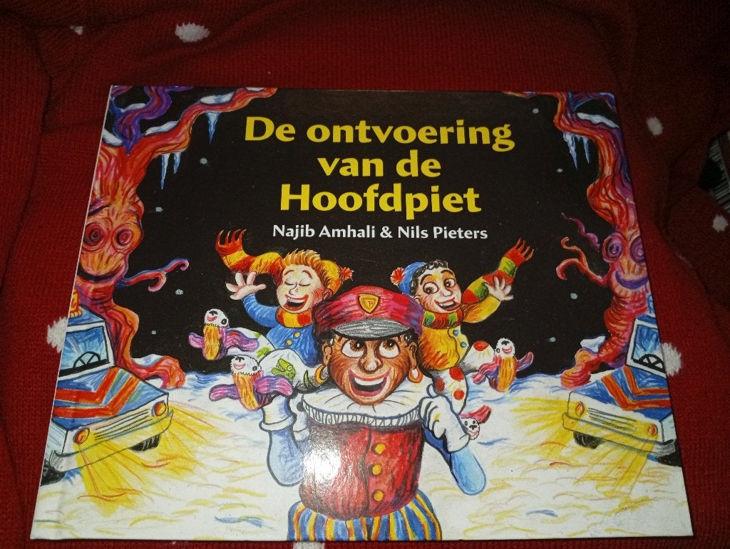 De ontvoering van de Hoofdpiet - Najub Amhali, Ophalen of Verzenden, Zo goed als nieuw, Najib Amhali, Fictie algemeen