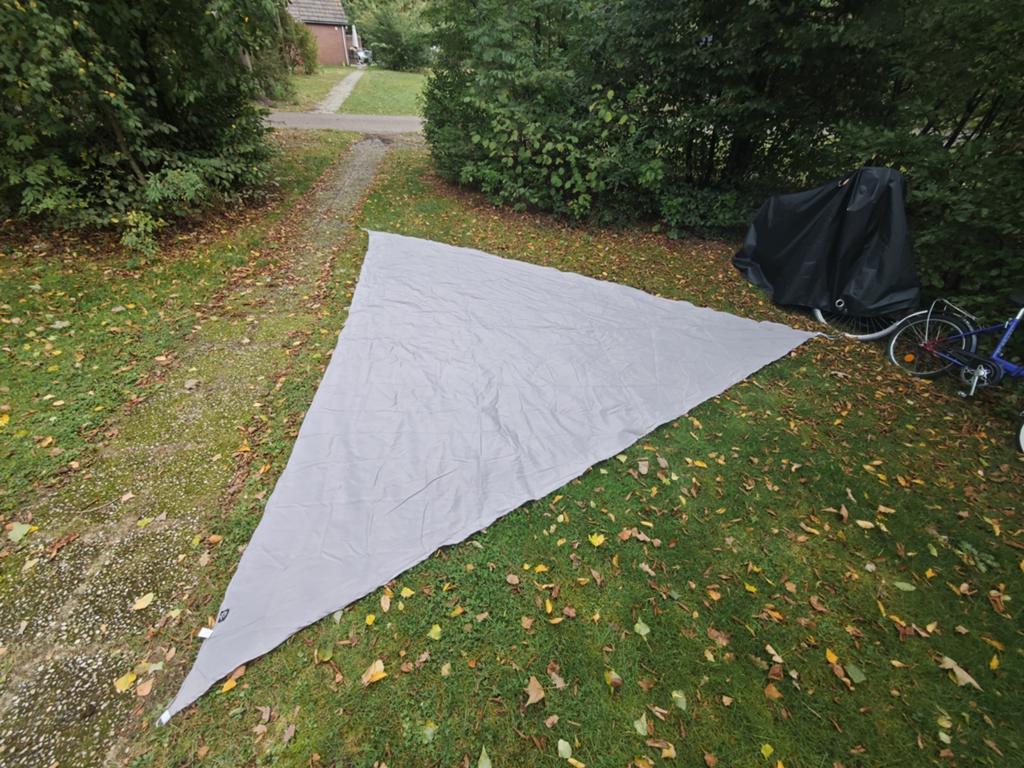 Villa Volance Schaduwdoek Driehoek 5x5x5m UPF 50+ Grijs, Ophalen of Verzenden, Gebruikt