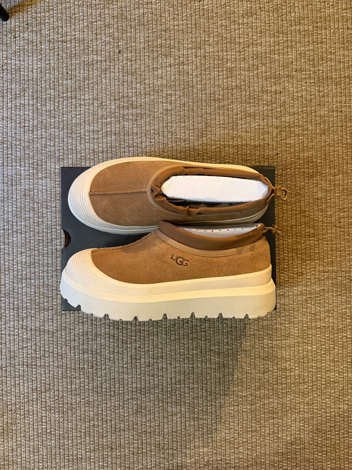 UGG Tasman Hybrid Weather - Maat: 44, Bruin, Ophalen of Verzenden, Sneakers of Gympen, Zo goed als nieuw