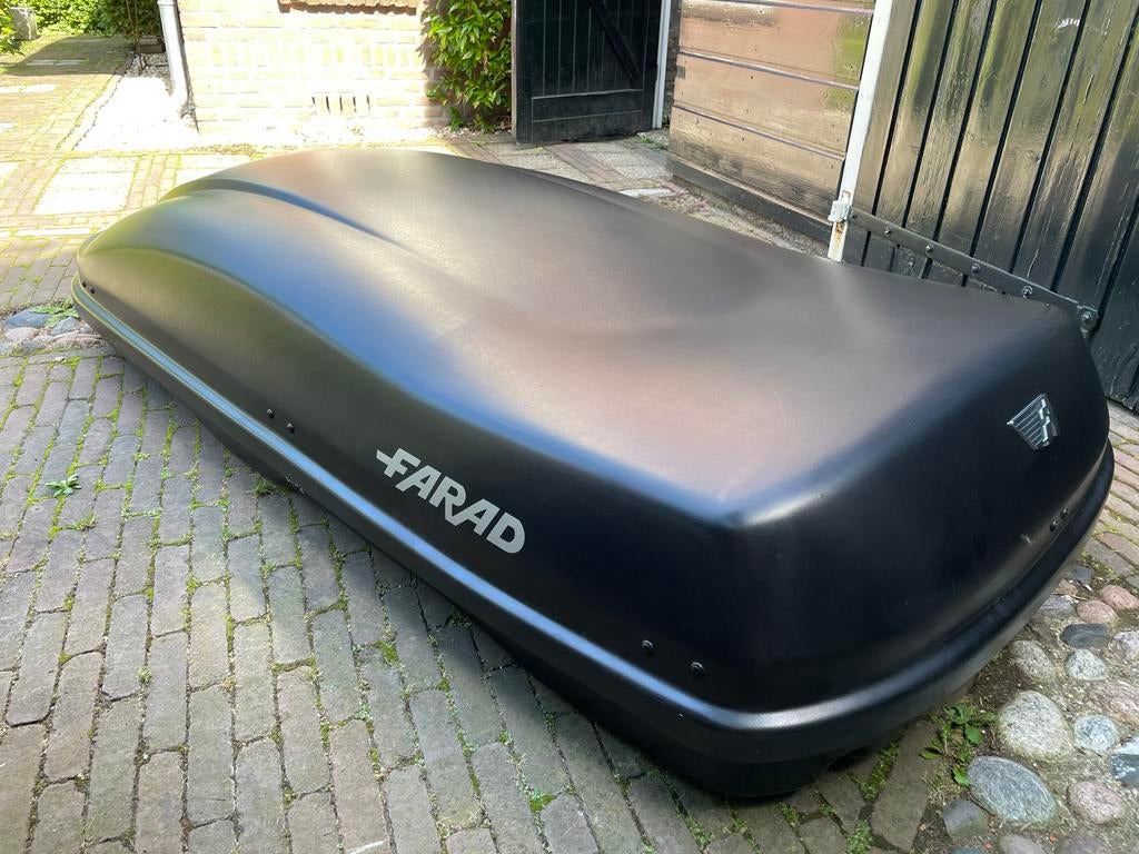 Te huur: Farad dakkoffer N7 - 680 liter, Ophalen of Verzenden, Gebruikt