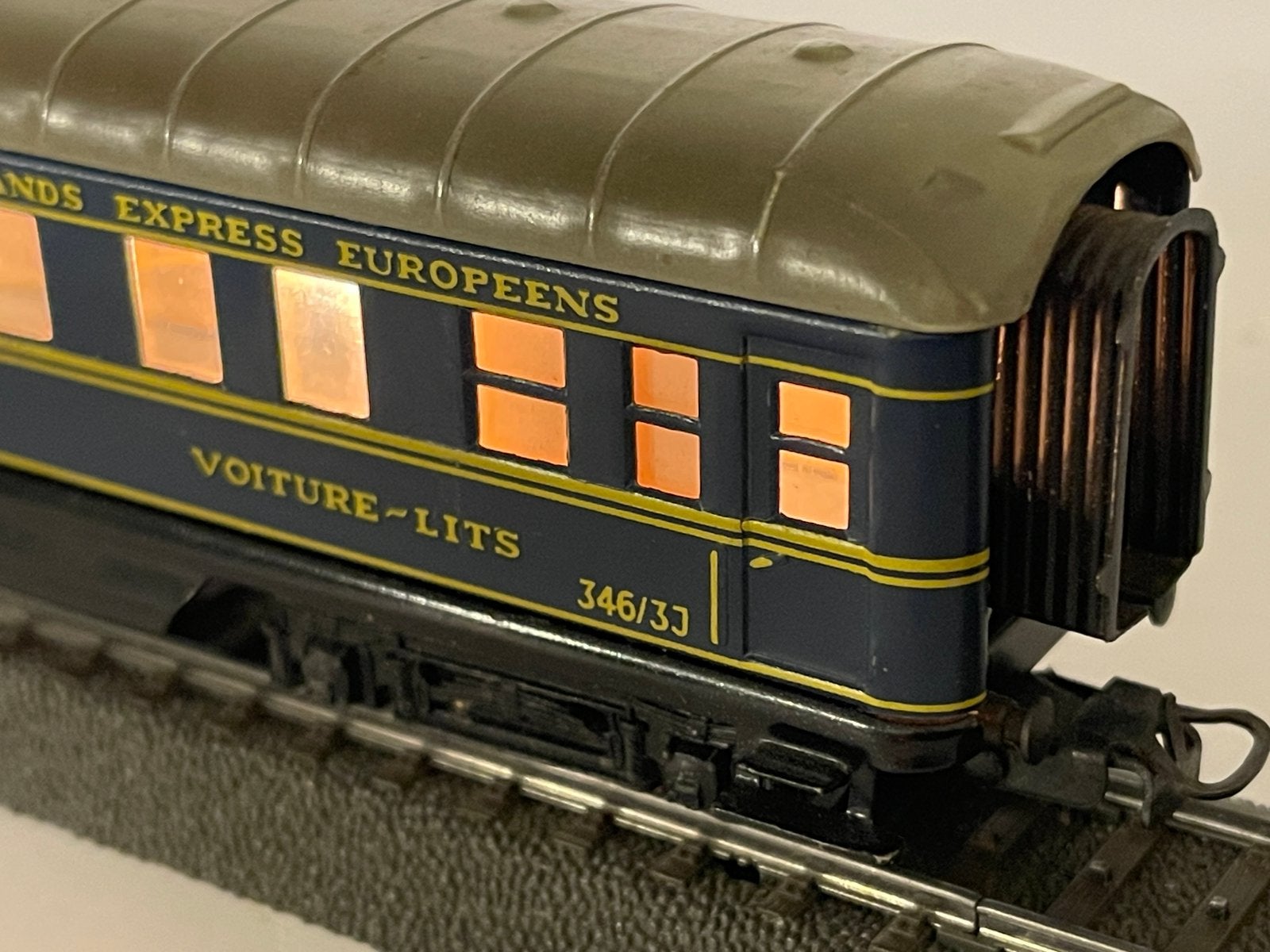 * COLL. ITEM * Märklin 346/3J * RODE DOOS * + VERLICHTING *, Wisselstroom, Wagon, Ophalen of Verzenden, Zo goed als nieuw