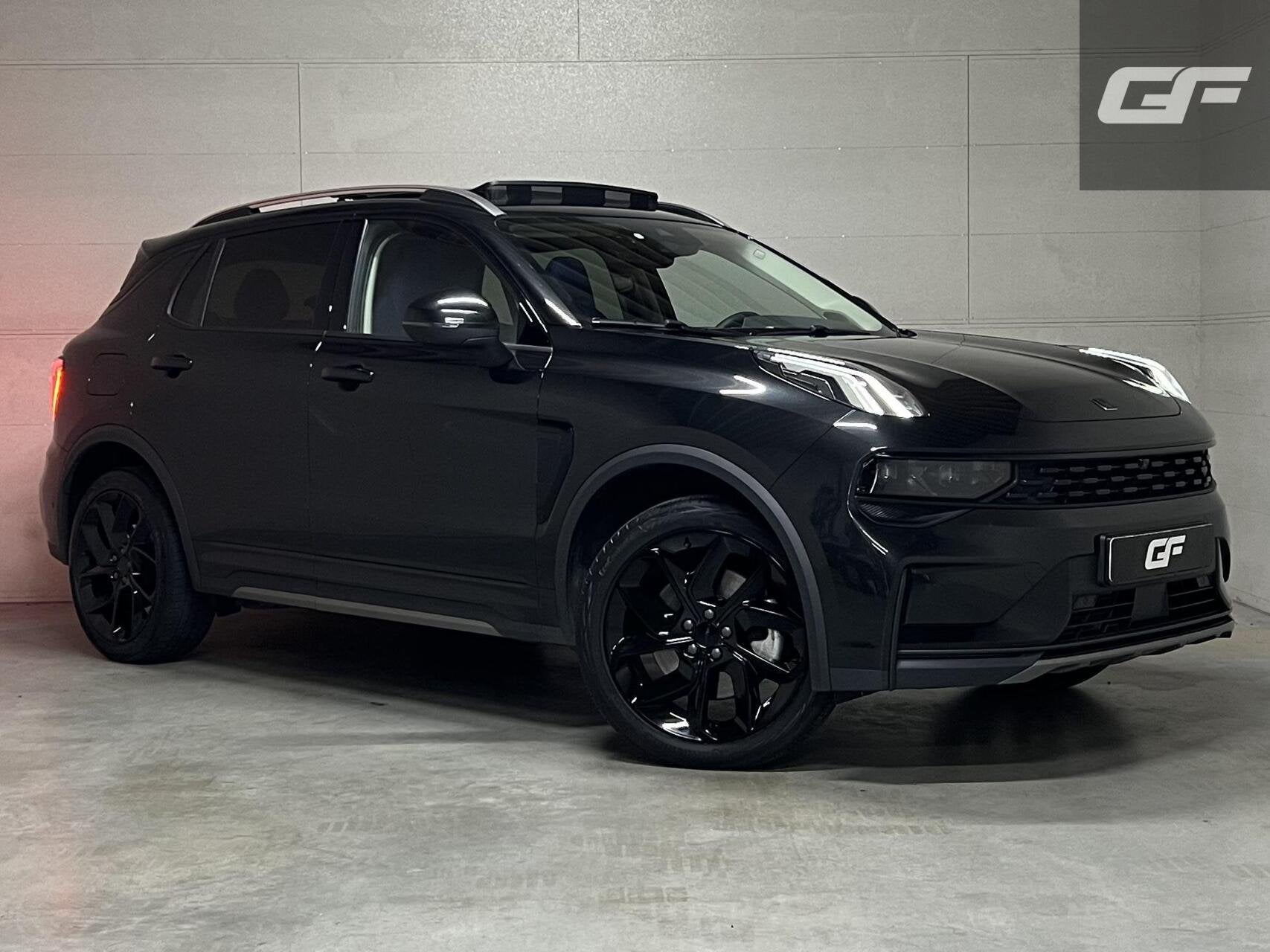 Lynk & Co 01 1.5 Plug-in Black Edition Sfeerver. CarPlay 360, Stof, Met garantie (alle), Bedrijf, 1854 kg
