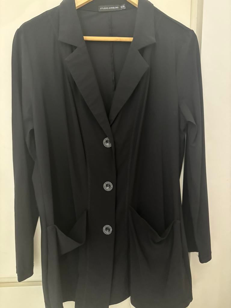 Long blazer studio Anneloes xxl, Ophalen of Verzenden, Zo goed als nieuw, Maat 46/48 (XL) of groter, Zwart