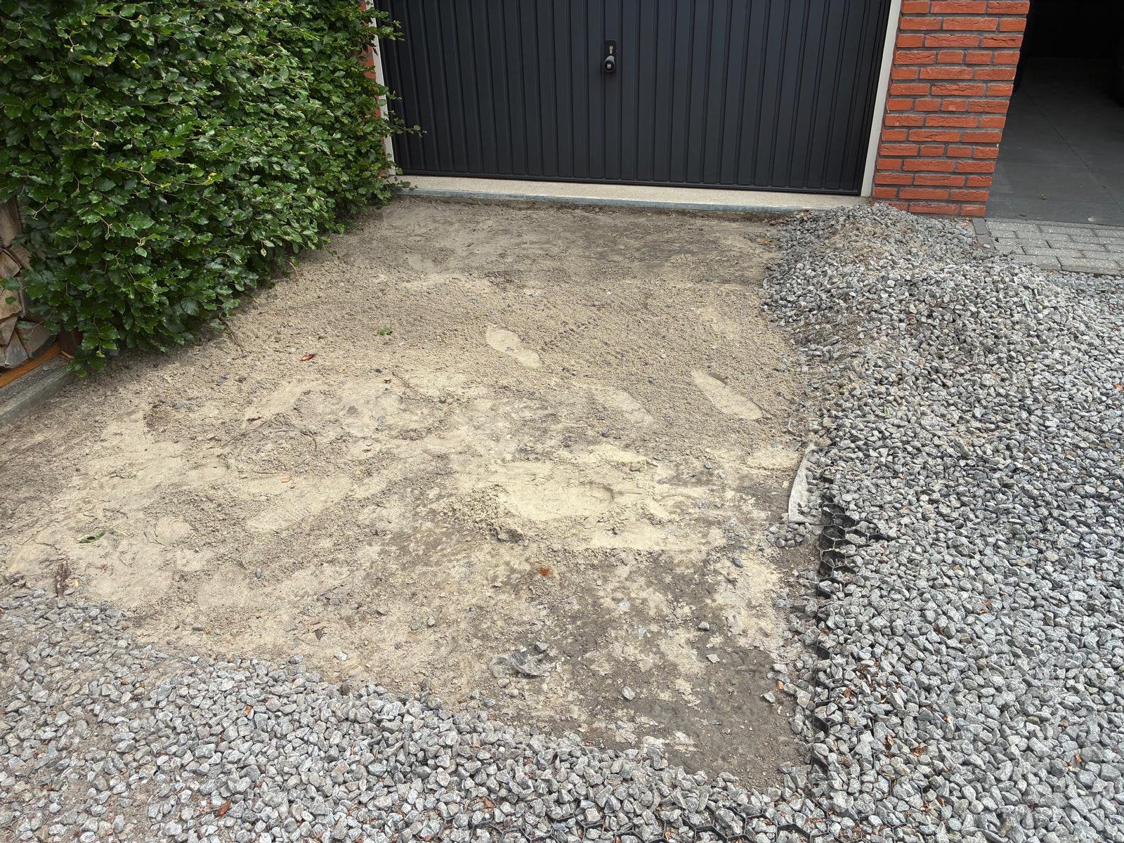 Gratis af te halen 40 m2 honingraat matten met basalt split, Tuin en Terras, Grind, Keien en Split, Ophalen, Antraciet, Basalt