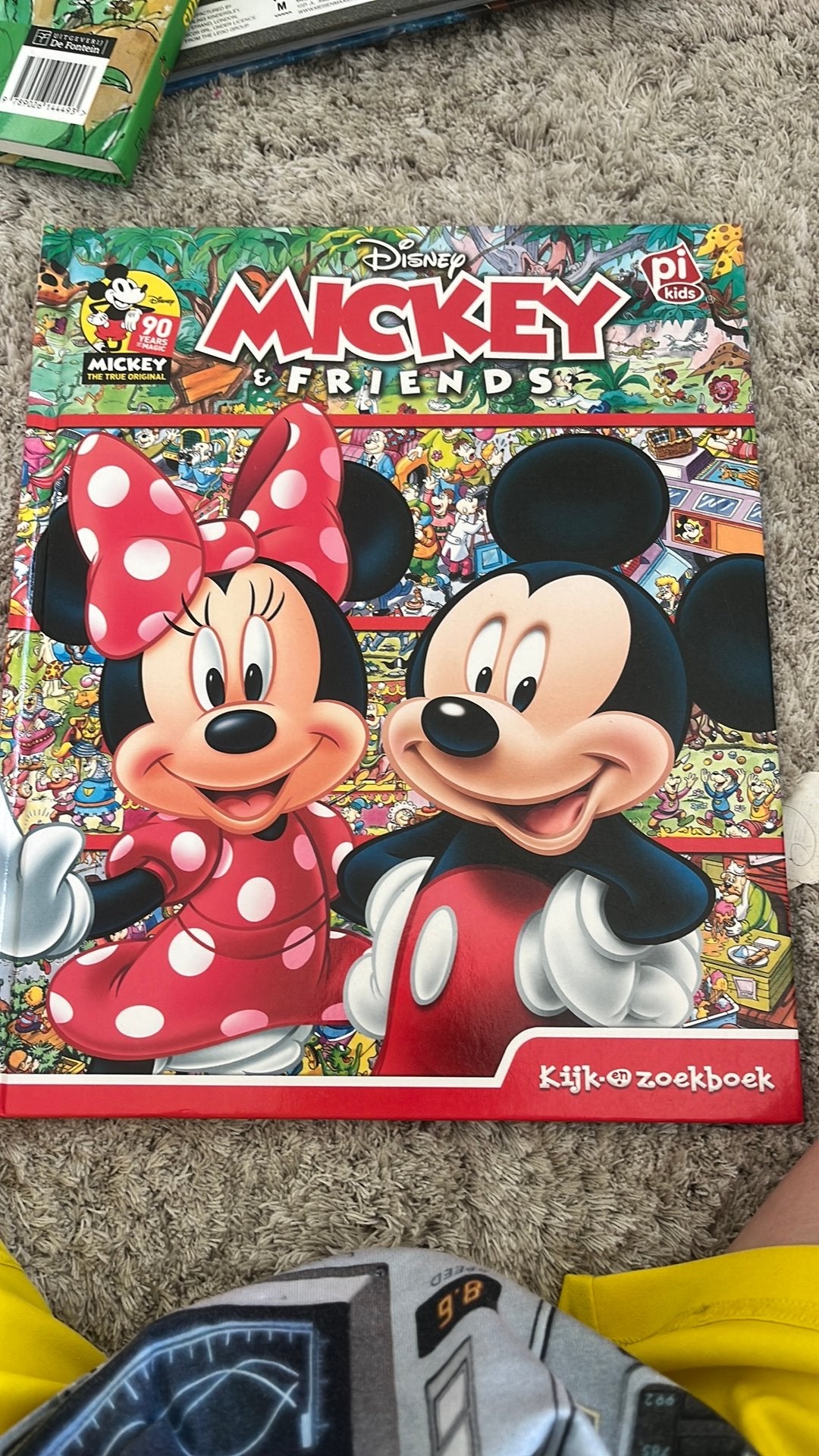 Mickey Mouse Mickey en Friends kijk en zoek boek, Boeken, Ophalen of Verzenden, 3 tot 4 jaar
