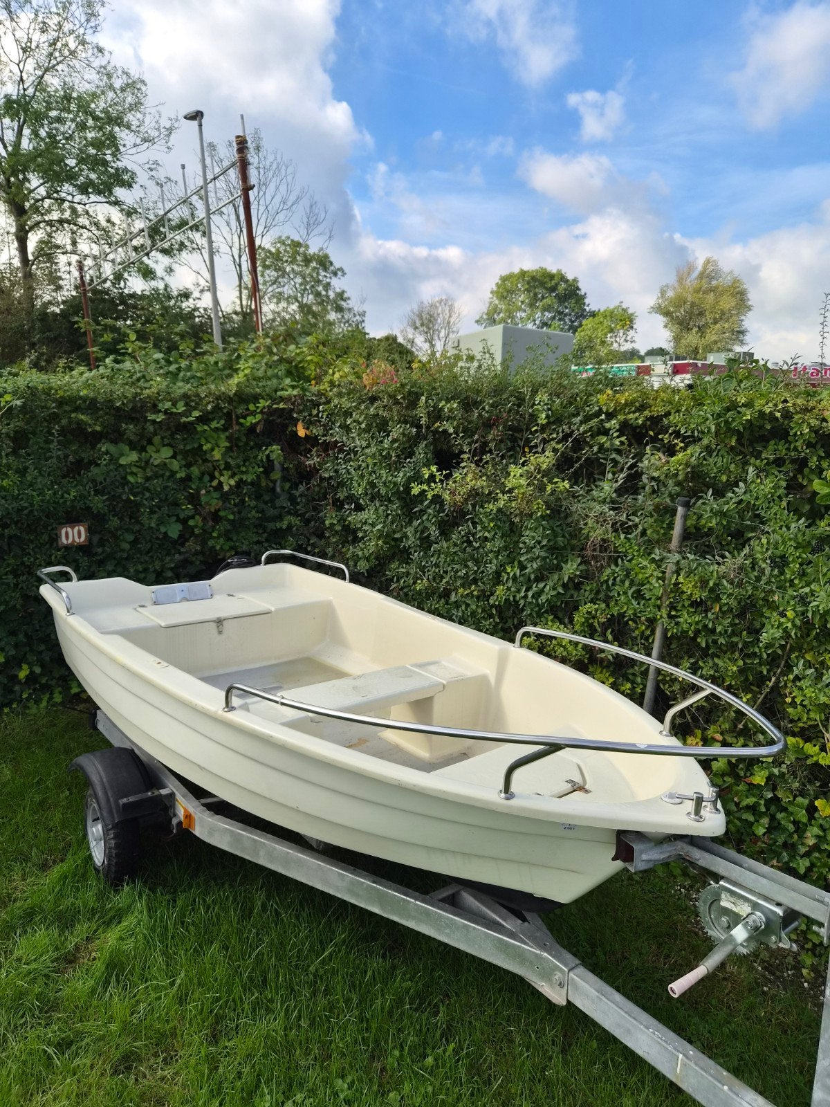 Leuke polyester vissersboot inclusief trailer – 3,13 meter, Watersport en Boten, Ophalen, Gebruikt, Overige brandstoffen, Tot 1.00 meter